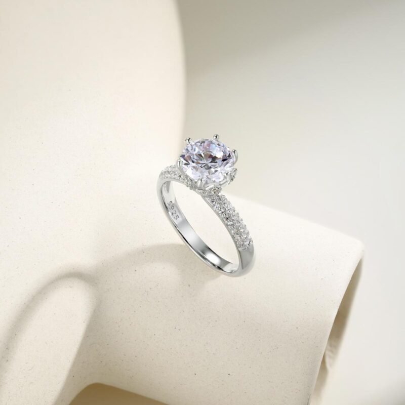 Luxury round ring - Image 5