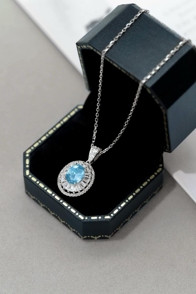 Dazzling oval necklace - Image 3